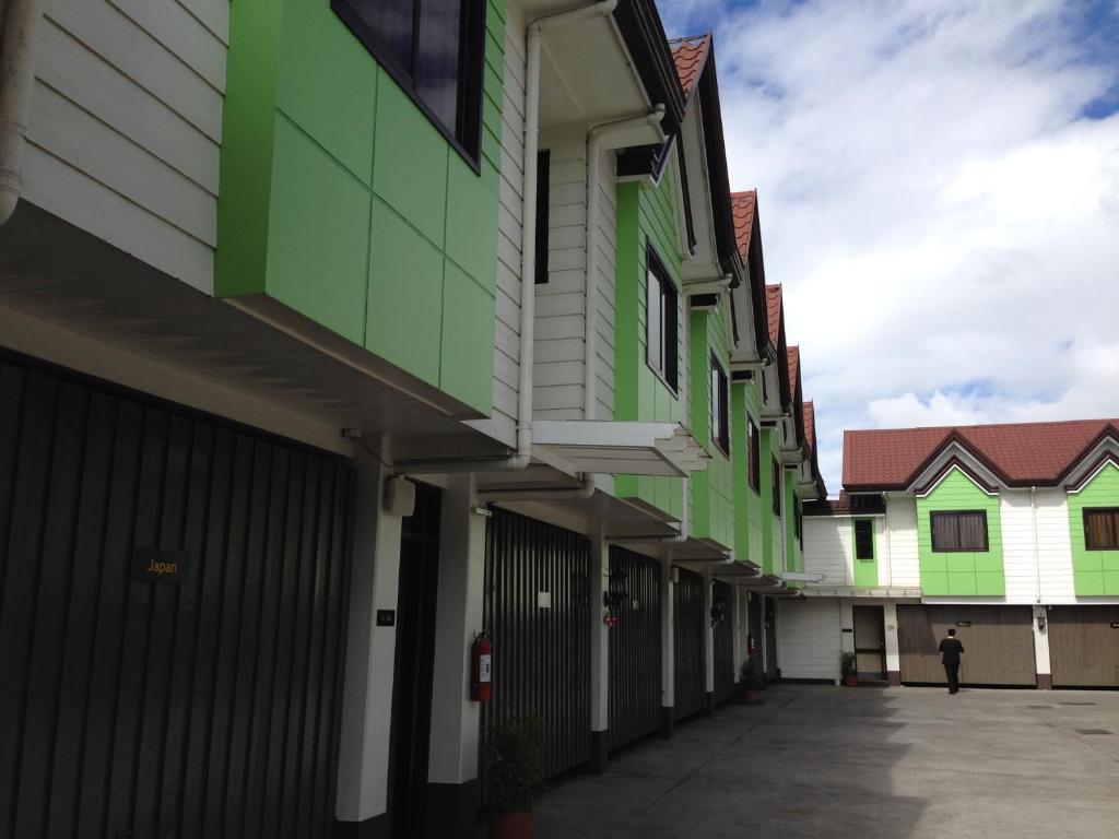 Hollywood Drive-In Hotel Baguio City Exterior foto
